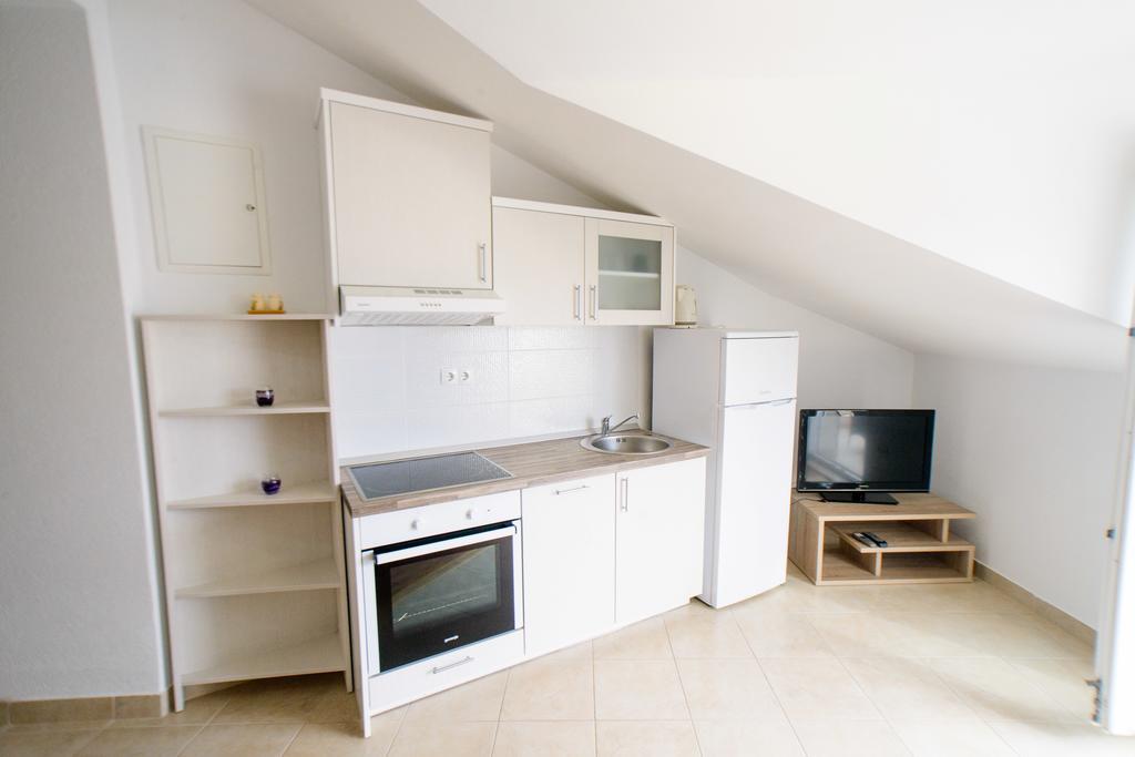Apartments Deak Janjina Экстерьер фото